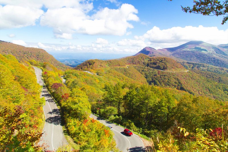 ～会津の紅葉と日本の滝100選をめぐる～錦秋ドライブと高原散策